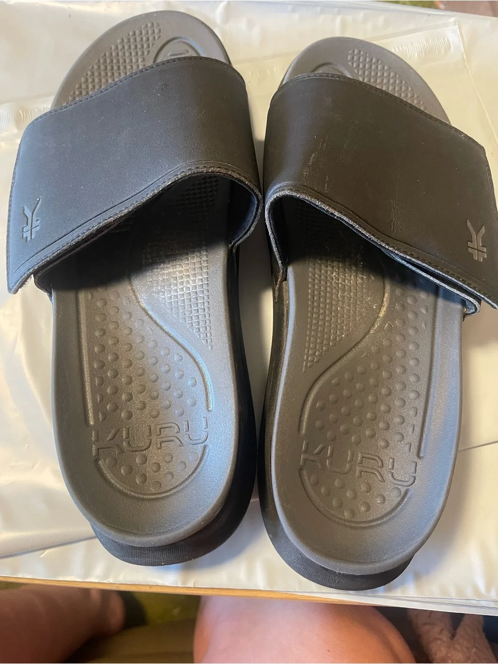 KURU Moment Recovery Slides Men’s Size 12 Jet Black Storm Gray Comfort Sandals N